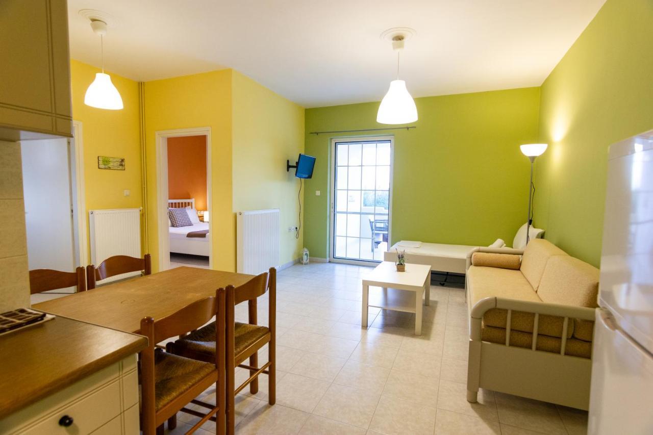 Aparthotel Elaionas Leonídion Exteriér fotografie