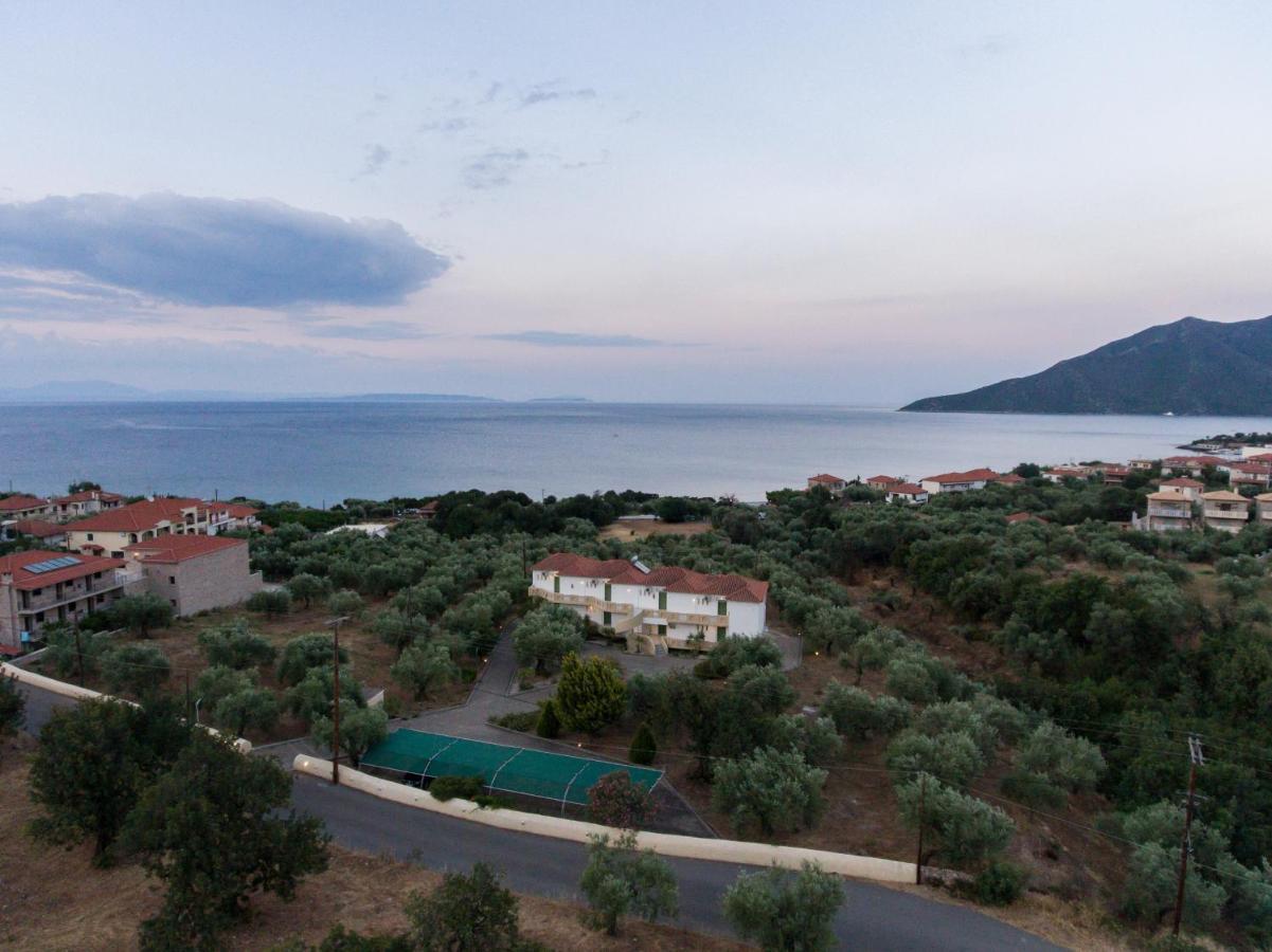 Aparthotel Elaionas Leonídion Exteriér fotografie